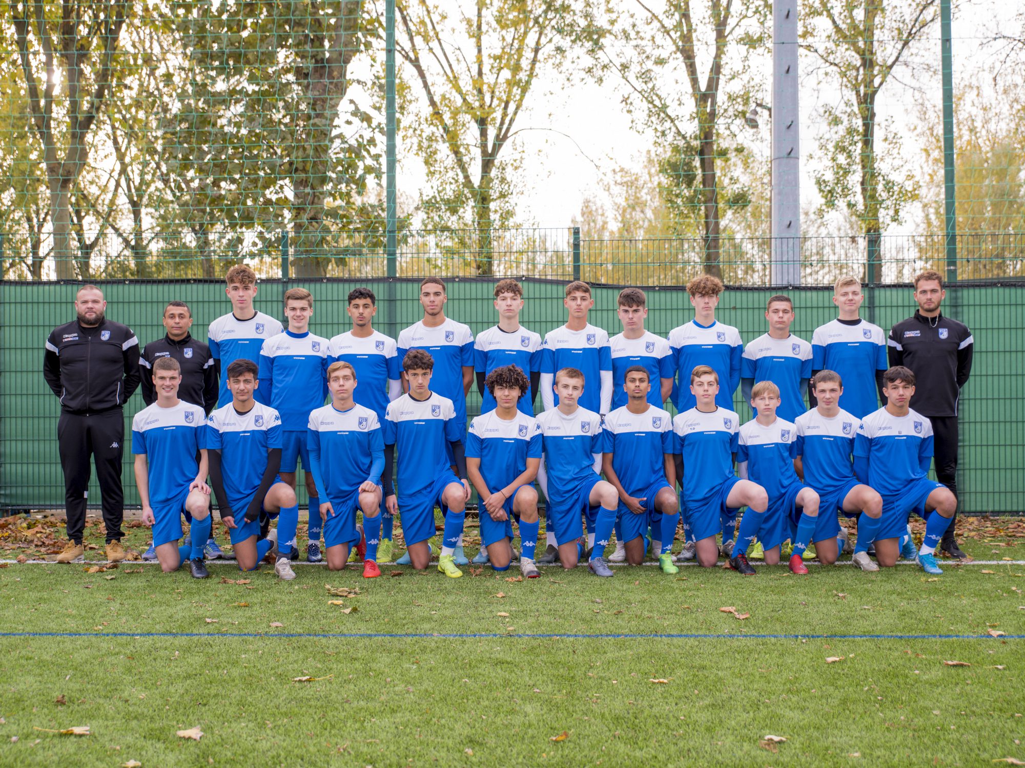 U17